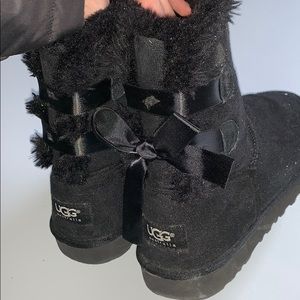 Uggs black